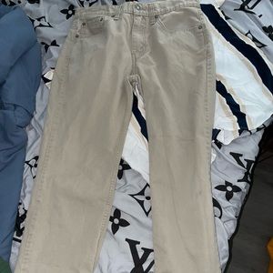 Men's Levi Khaki's - W32 L32